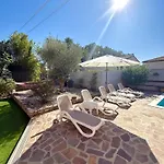 Extraordinary Amna With 4 Bedroom And Pool! Lägenhet *