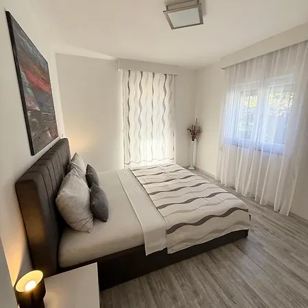 Extraordinary Amna With 4 Bedroom And Pool!